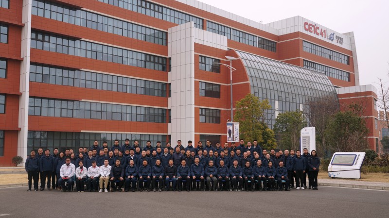 自強而上  定力啟航 ──公司2024年經(jīng)濟(jì)運行分析會和年度工作總結(jié)表彰大會順利召開